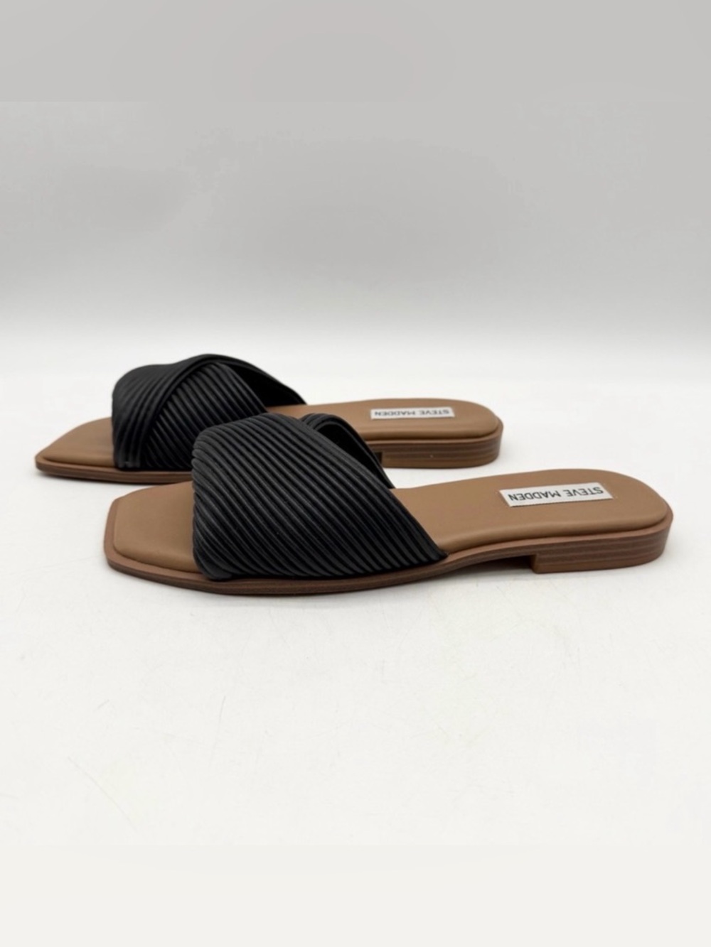 Steve Madden Limitt Textured Cross Strap Slide Sandals Vegan Flat Black Size 8.5